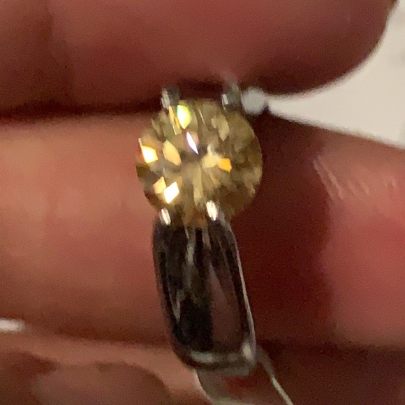 Cannery Moissanite ring 6 - Picture 5 of 7